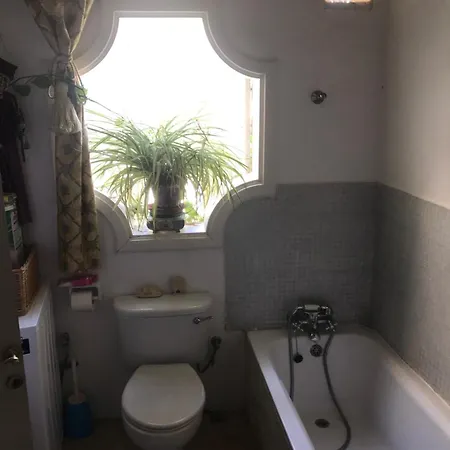 Couette-café No 7 Casa Nannakola