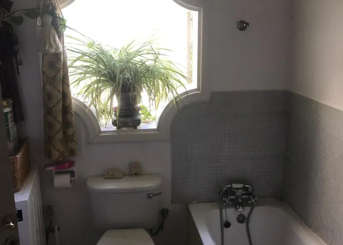 Bed & Breakfast No 7 Casa Nannakola